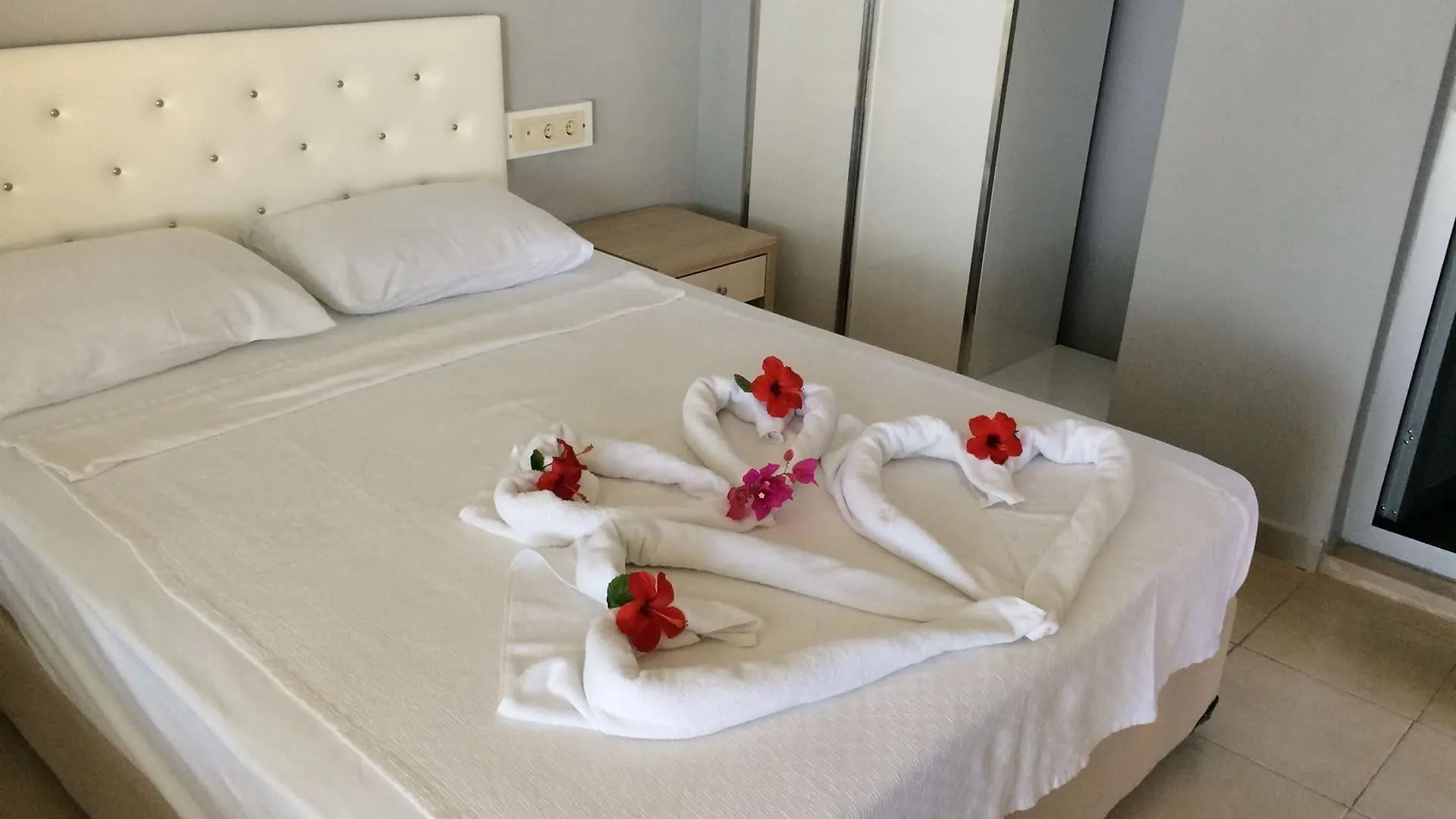 Hotel Green Park Suites Turunç
